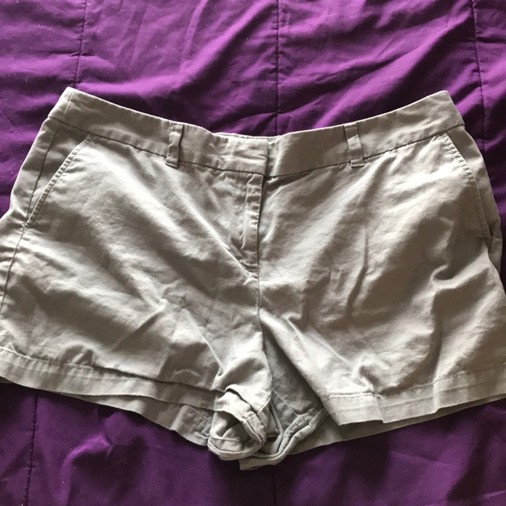 Gray size 14 Ann Taylor shorts